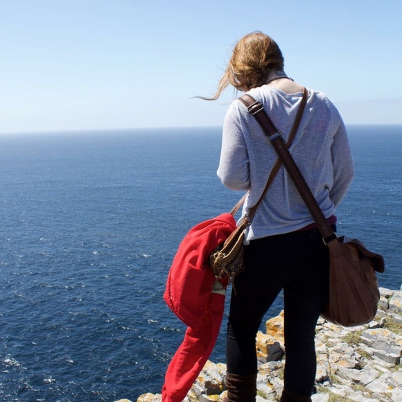 Meet your Posher, Maya - Picture 5 of 6